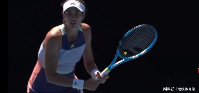 记者：拜仁即将签下17岁的厄瓜多尔中卫奥拉亚